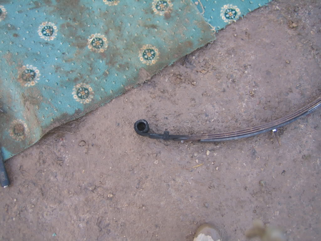 Suzuki Club UK - SCUK - Fitting Lift Spring