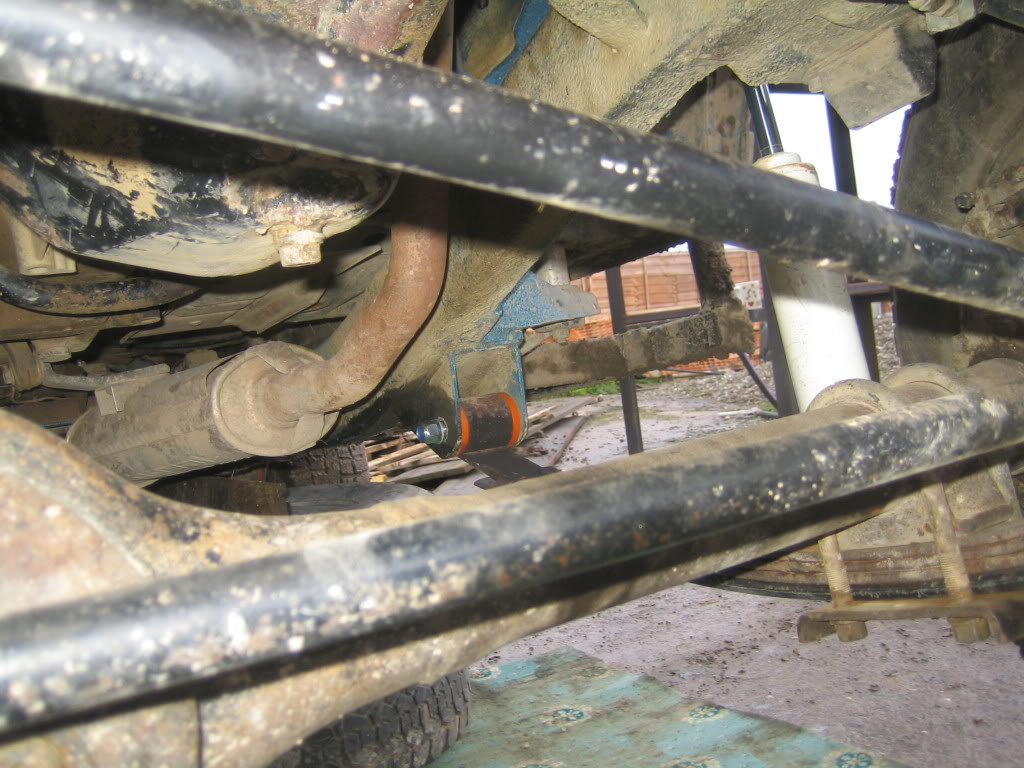 Suzuki Club UK - SCUK - Fitting Lift Spring